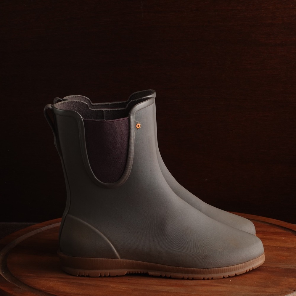Bogs Rain Boot Womens SZ 9 Gray Sweetpea Tall Waterproof Outdoor Garden Chore